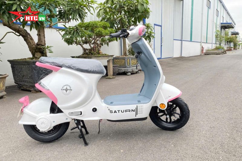 xe điện htc saturn